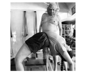 Guruji i Abhi